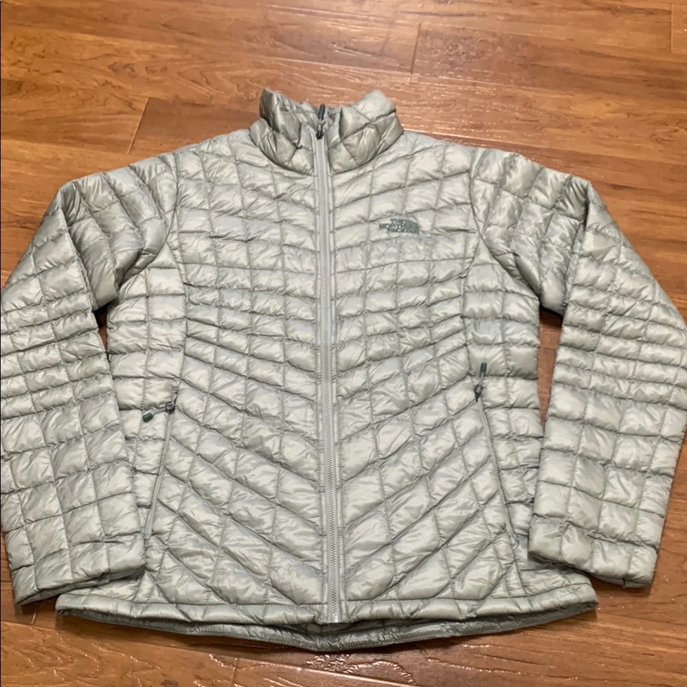 The North Face Thermoball lightweight Jacket